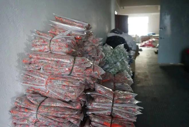 视频号攻占中老年 直播卖货月入百万